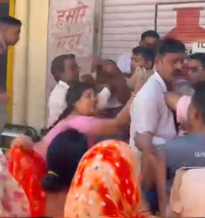 बीकानेर : शराब ठेका खोलने को लेकर बवाल: दो पक्षों में मारपीट